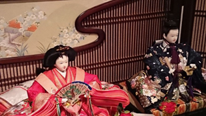 ひな人形