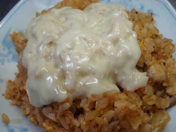 チキンライス チーズがけ